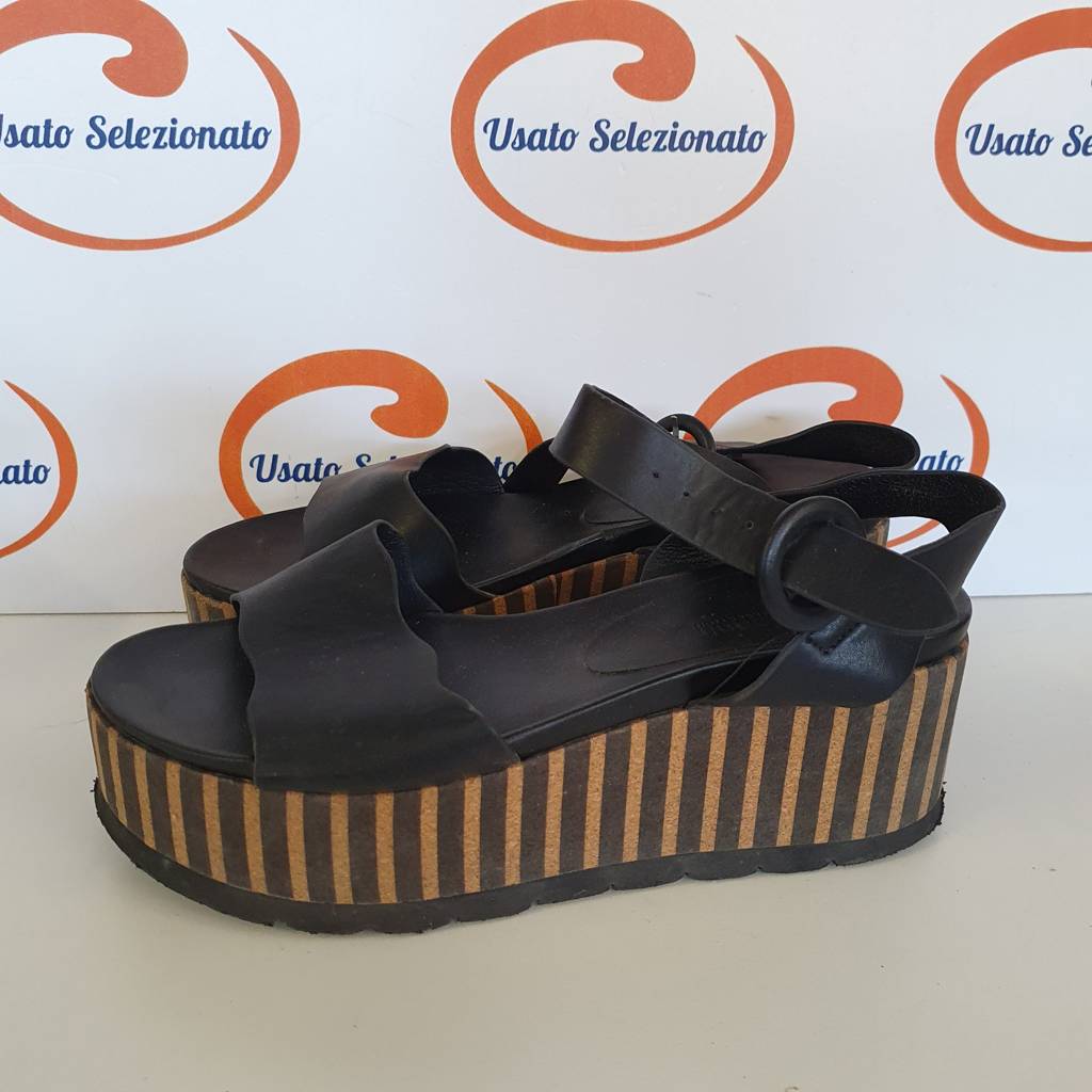 Sandali Primadonna Cinturini Neri D/37
