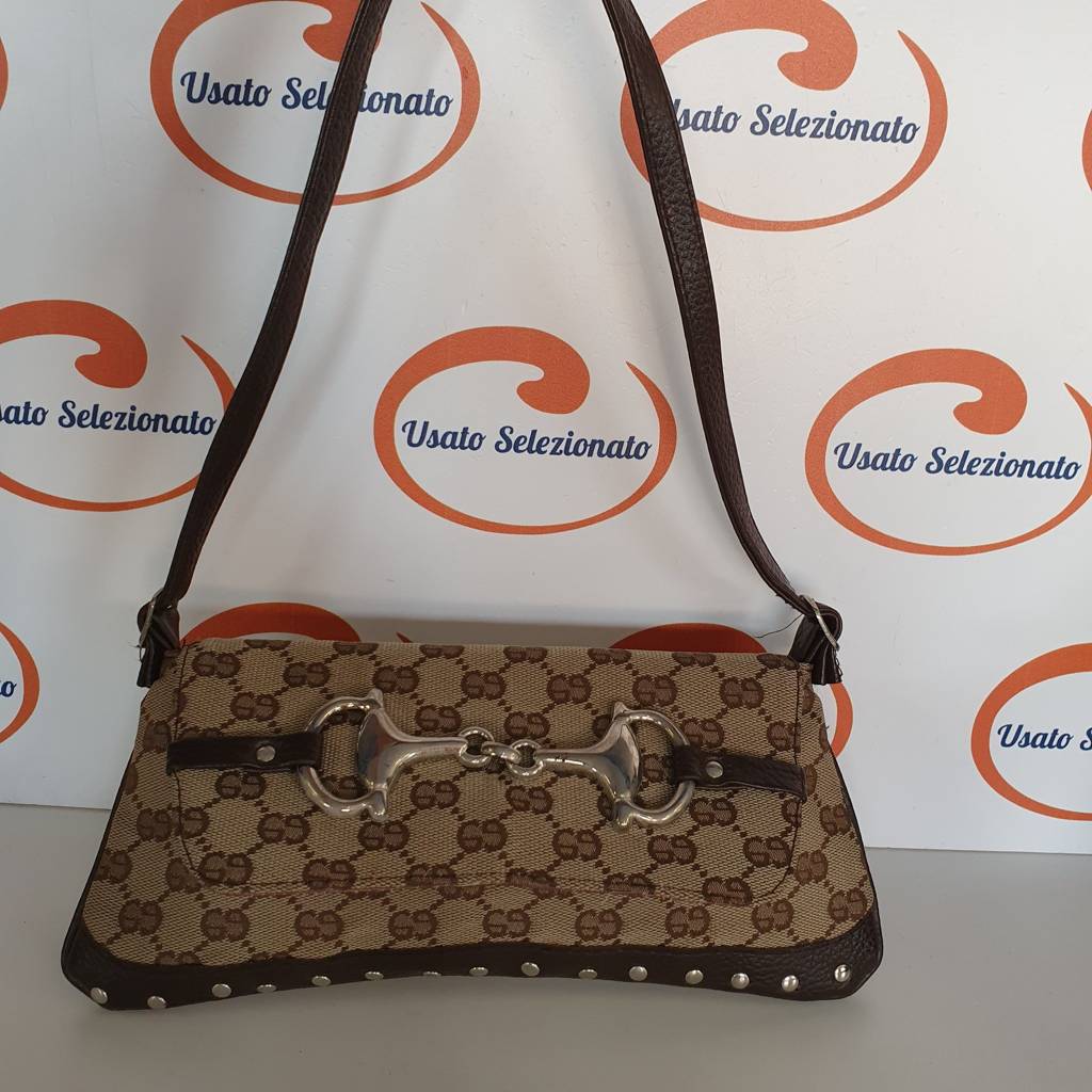 Pochette G.